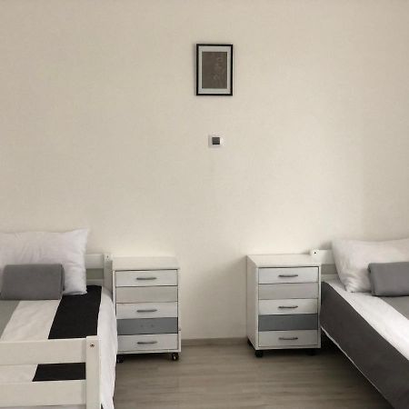 MiJa apartmán s VINNÝM SKLÍPKEM, zahradou a grilem Kájov Exteriér fotografie