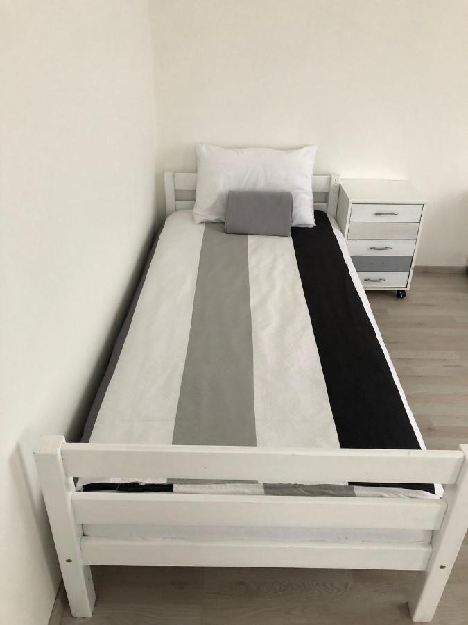 MiJa apartmán s VINNÝM SKLÍPKEM, zahradou a grilem Kájov Exteriér fotografie